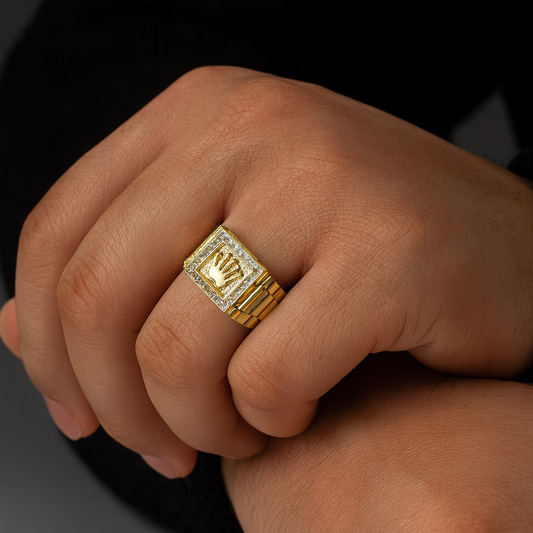 Královský zlatý pečetní prsten — Dominance v detailu