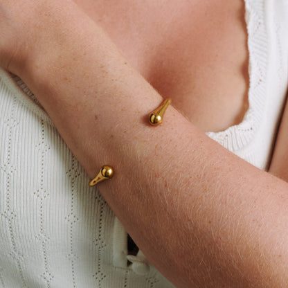 Petra - Otevřený náramek z nerezové oceli