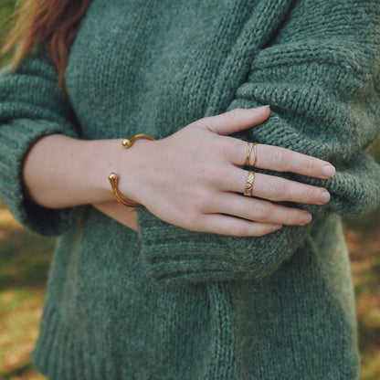 Petra - Otevřený náramek z nerezové oceli