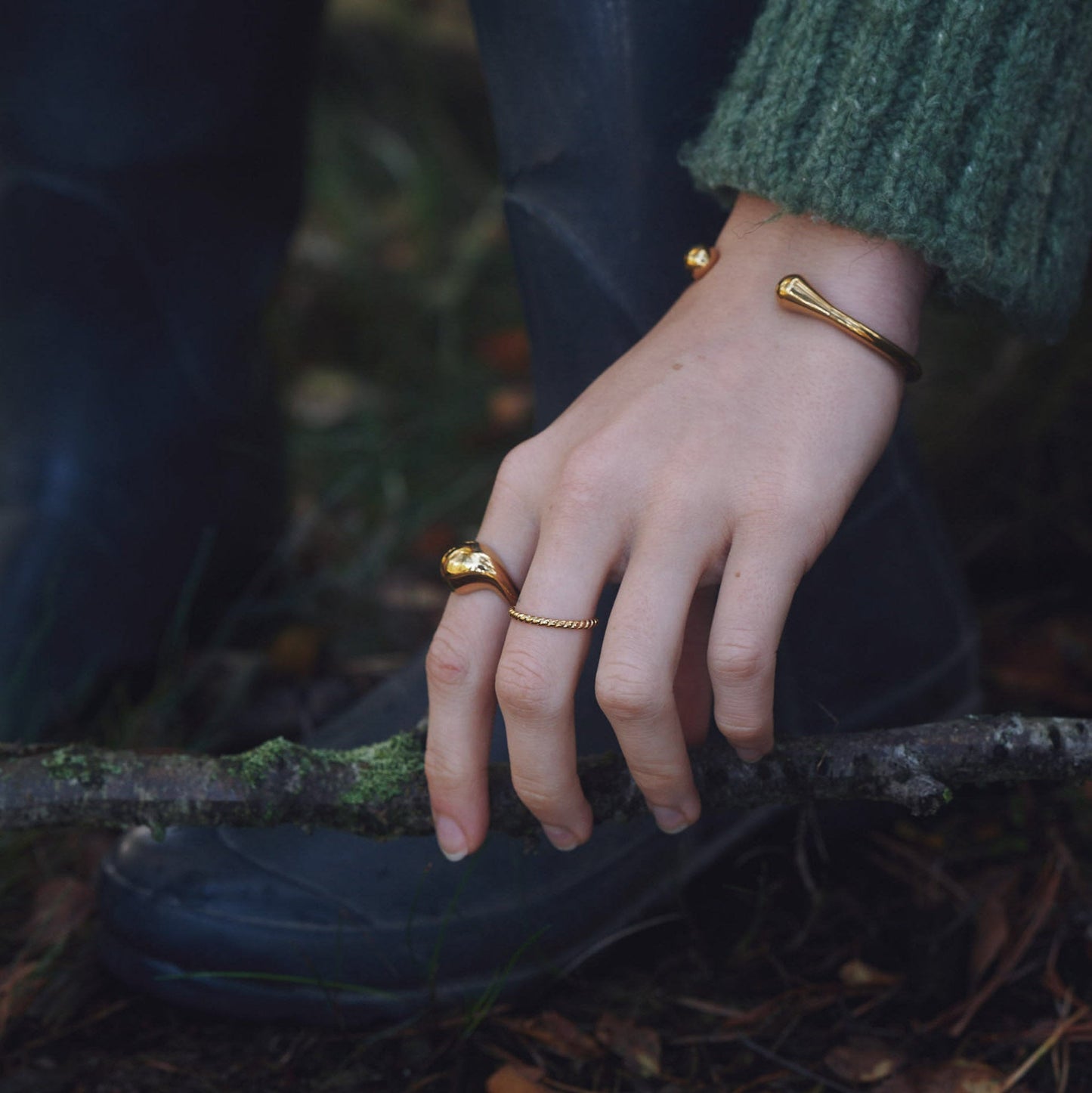 Petra - Otevřený náramek z nerezové oceli