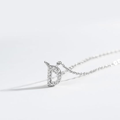 Juno - Náhrdelník s krystalovým písmenem z nerezové oceli