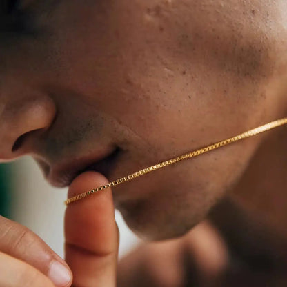 Elegantní tenký řetízek