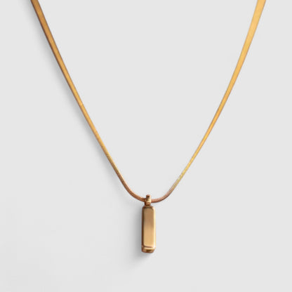 Elegantní minimalistický náhrdelník