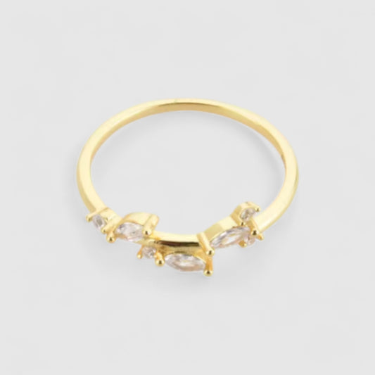 Stříbrný minimalistický prsten s třpytivými zirkony