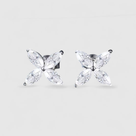 Zářivé náušnice Butterfly Moissanite