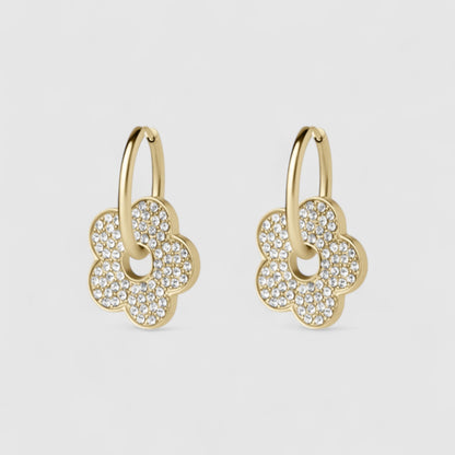 Květinové náušnice